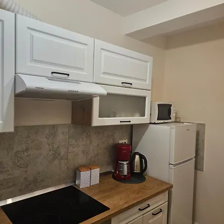 Serenity Apartment *